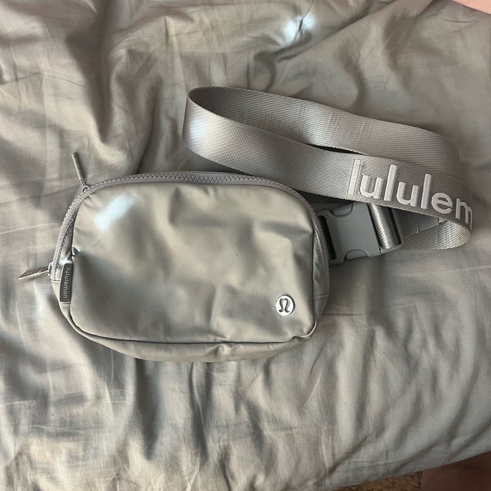 Lululemon Belt bag